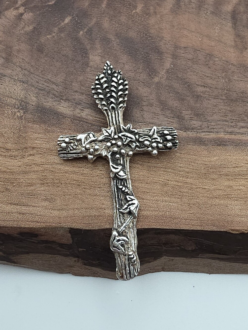 Retired James Avery HARVEST CROSS Pendant 925 Sterling Silver Religious